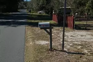 10581 E Buck Ln, Floral City, FL 34436 - Photo 3