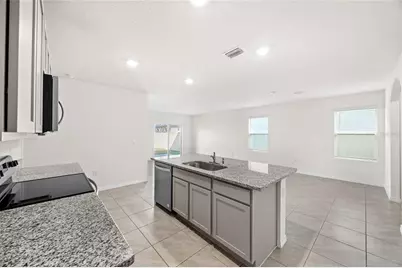 9176 Forge Breeze Loop, Wesley Chapel, FL 33545 - Photo 15