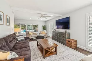 11713 Phoenix Cir, Tampa, FL 33618 - Photo 21