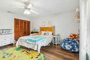 11713 Phoenix Cir, Tampa, FL 33618 - Photo 31