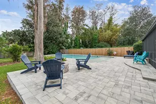 11713 Phoenix Cir, Tampa, FL 33618 - Photo 59