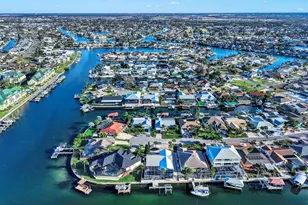 6344 Cottonwood Ln, Apollo Beach, FL 33572 - Photo 67