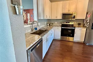 10920 Subtle Trail Dr, Riverview, FL 33579 - Photo 9