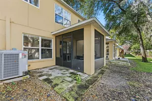 11646 Mango Ridge Blvd, Seffner, FL 33584 - Photo 37