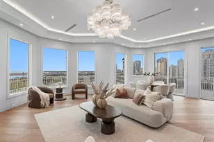 555 5th Ave NE, Saint Petersburg, FL 33701 - Photo 7