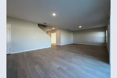 14789 Summer Branch Drive, Lithia, FL 33547 - Photo 9