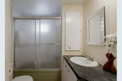 4235 72nd Way N #99, Saint Petersburg, FL 33709 - Photo 17