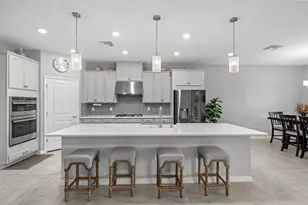 2512 High Tides Wy, Wesley Chapel, FL 33543 - Photo 11