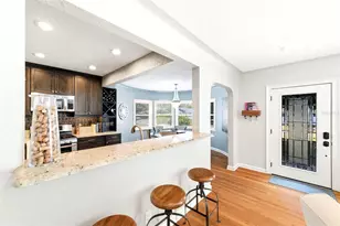 519 27th Ave N, Saint Petersburg, FL 33704 - Photo 7