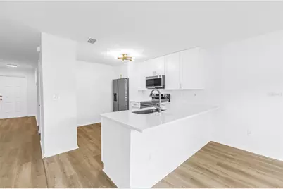 8517 Edgewater Place Boulevard, Tampa, FL 33615 - Photo 17