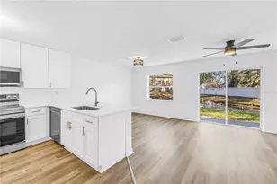 8517 Edgewater Pl Blvd, Tampa, FL 33615 - Photo 5