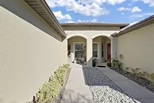 13371 Crest Lake Dr, Hudson, FL 34669 - Photo 3