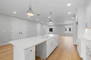 4208 W Carmen St, Tampa, FL 33609 - Photo 11