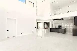 2089 Arlington St, Sarasota, FL 34239 - Photo 11