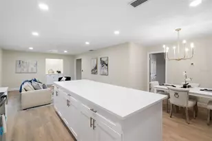 116 12th Ave E, Bradenton, FL 34208 - Photo 7