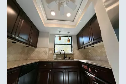 13516 Palmwood Lane, Tampa, FL 33618 - Photo 5