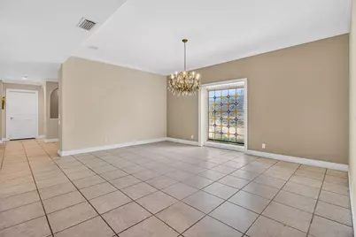1100 Tortuga Circle NE, Saint Petersburg, FL 33702 - Photo 11
