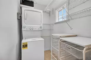 1100 Tortuga Cir NE, Saint Petersburg, FL 33702 - Photo 49