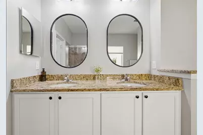 31520 Holcomb Pass, Wesley Chapel, FL 33543 - Photo 37