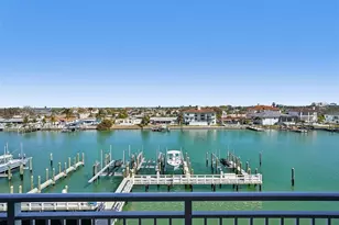 125 Island Way, Clearwater Beach, FL 33767 - Photo 29