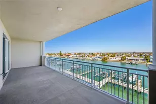 125 Island Way, Clearwater Beach, FL 33767 - Photo 27