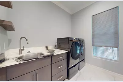 5951 Bay Drive, Gulfport, FL 33707 - Photo 33