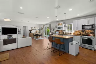 3801 S Lynwood Ave, Tampa, FL 33611 - Photo 15