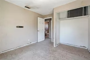 1712 E Fairbanks St, Tampa, FL 33604 - Photo 9