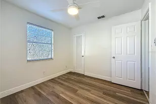 424 72nd St N, Saint Petersburg, FL 33710 - Photo 43