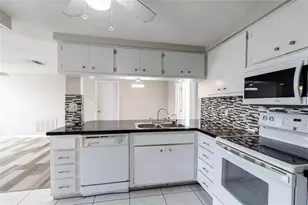 3402 Seffner Dr, Holiday, FL 34691 - Photo 9