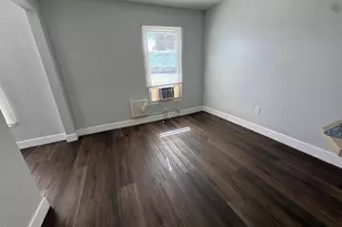 3901 6th St S, Saint Petersburg, FL 33705 - Photo 7