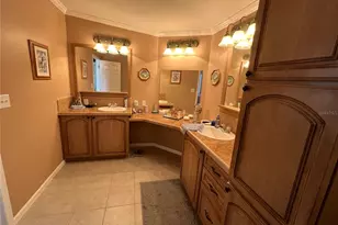 7316 Americana Dr NE, Saint Petersburg, FL 33702 - Photo 15