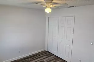 38101 10th Ave, Zephyrhills, FL 33542 - Photo 15