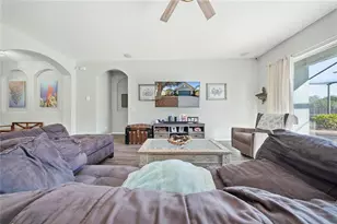 6831 Guilford Bridge Dr, Apollo Beach, FL 33572 - Photo 13