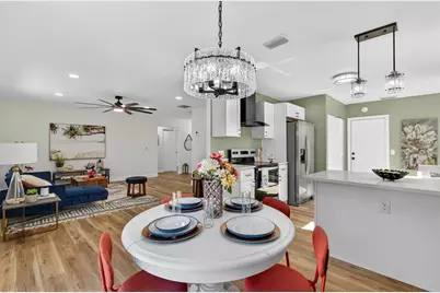 228 Regal Park Drive, Valrico, FL 33594 - Photo 9