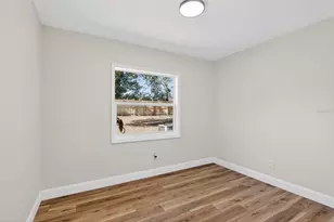228 Regal Park Dr, Valrico, FL 33594 - Photo 23