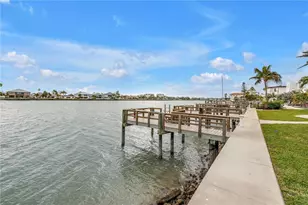 10265 Gulf Blvd, Saint Petersburg, FL 33706 - Photo 23