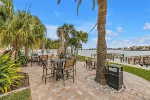 10265 Gulf Blvd, Saint Petersburg, FL 33706 - Photo 21