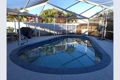 9305 120th Lane, Seminole, FL 33772 - Photo 17