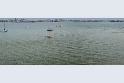 4525 Cove Circle #604, Saint Petersburg, FL 33708 - Photo 11