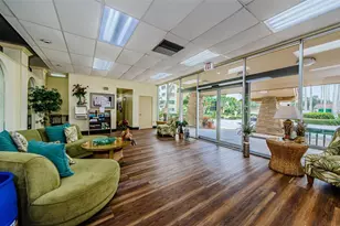 4525 Cove Cir, Saint Petersburg, FL 33708 - Photo 37