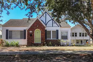 1136 12th St N, Saint Petersburg, FL 33705 - Photo 65