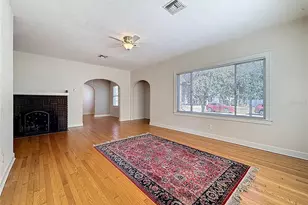 1136 12th St N, Saint Petersburg, FL 33705 - Photo 5