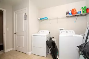 10158 Newminster Loop, Ruskin, FL 33573 - Photo 9