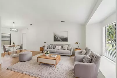 11903 Steppingstone Boulevard, Tampa, FL 33635 - Photo 7