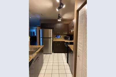 12522 Castle Hill Drive, Tampa, FL 33624 - Photo 5