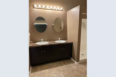 12522 Castle Hill Drive, Tampa, FL 33624 - Photo 15