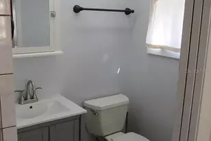 28 N Grosse Ave, Tarpon Springs, FL 34689 - Photo 5