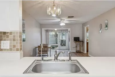 2465 Northside Drive #1502, Clearwater, FL 33761 - Photo 9