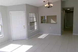 11604 Versailles Ln, Port Richey, FL 34668 - Photo 5